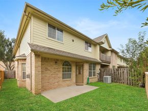 6406 E Linpar Court, Houston TX 77040