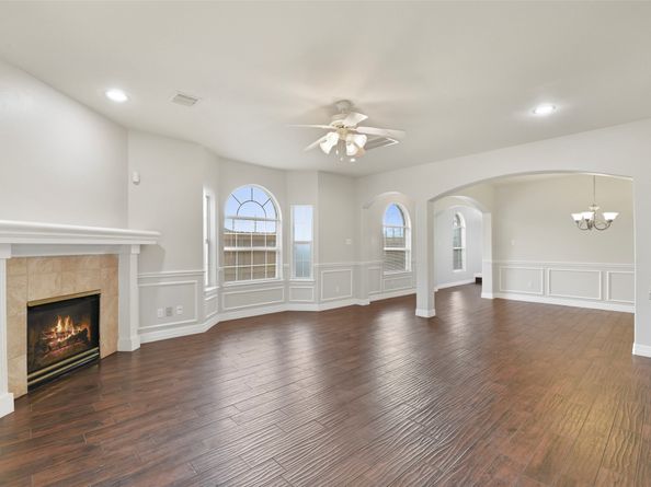 6406 E Linpar Court, Houston TX 77040