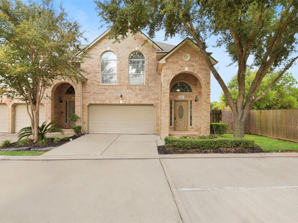 6406 E Linpar Court, Houston TX 77040