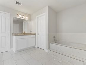 6406 E Linpar Court, Houston TX 77040