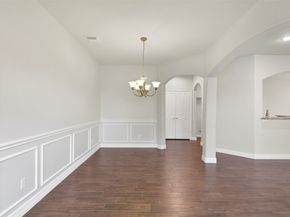 6406 E Linpar Court, Houston TX 77040