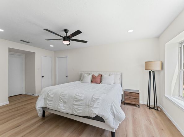 2914 Riata Lane, Houston TX 77043