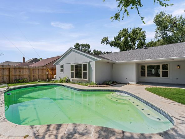 2914 Riata Lane, Houston TX 77043