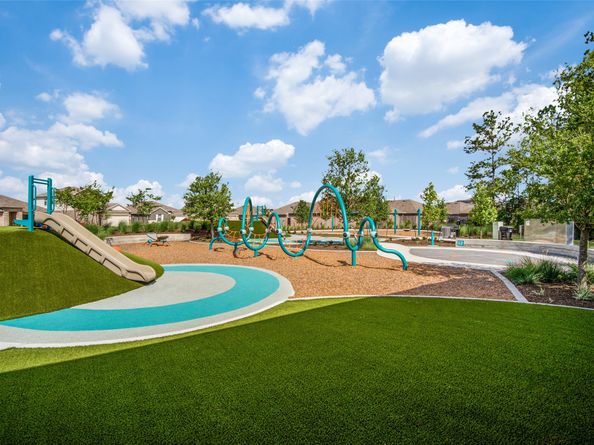 16908 Hazelnut Drive, Conroe TX 77302