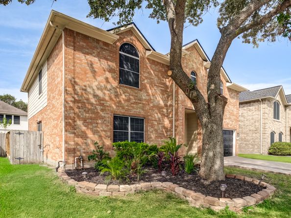 12415 Silversmine Drive, Houston TX 77014