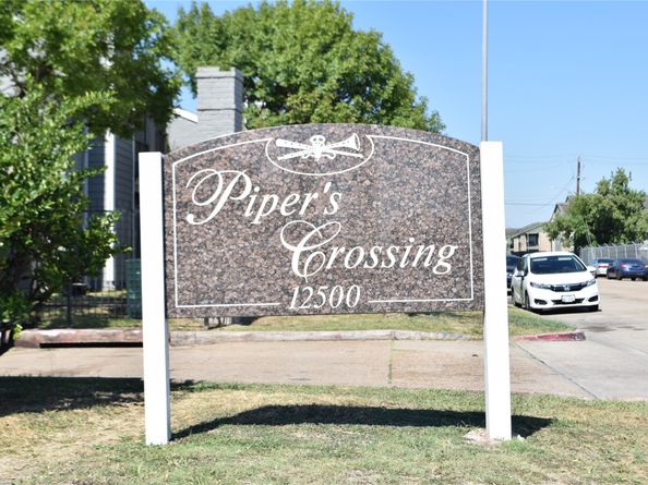 12500 Sandpiper Drive 113, Houston TX 77035
