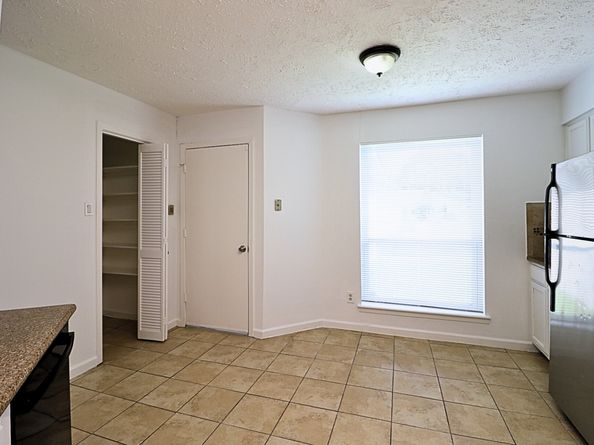 10314 Hollow Canyon Court, Sugar Land TX 77498