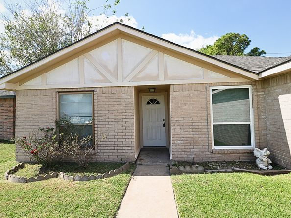 10314 Hollow Canyon Court, Sugar Land TX 77498