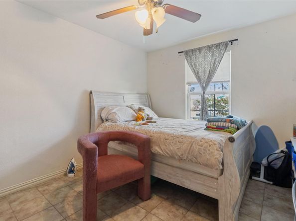 5203 Eagle Heights Drive, Dallas TX 75212