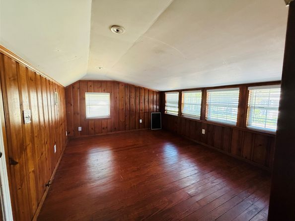 446 Zoe Street, Houston TX 77020