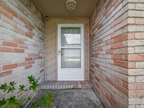 1915 Aldates Drive, Houston TX 77015