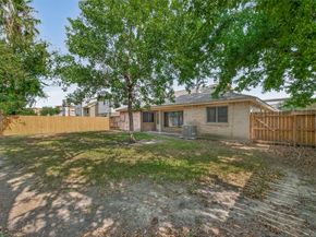 1915 Aldates Drive, Houston TX 77015