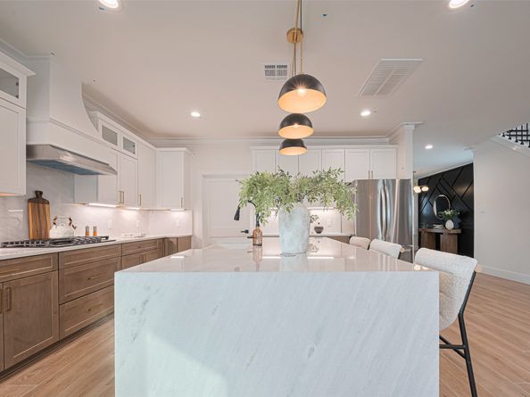 12327 New Jordan Ln, Cypress TX 77429