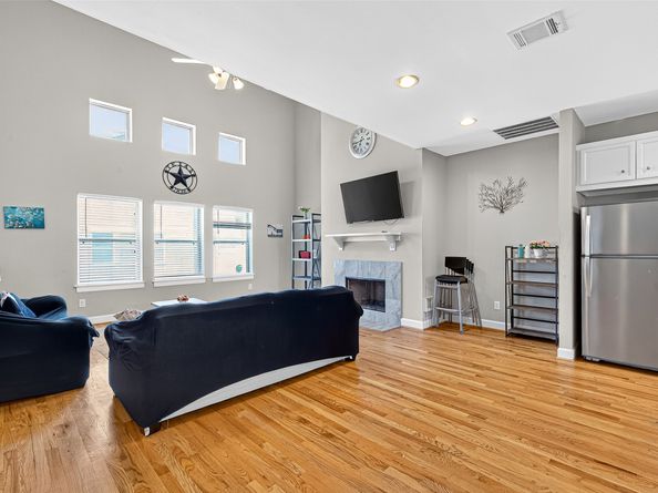 11511 Main Pine Drive, Houston TX 77025