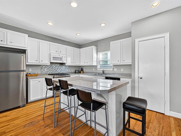 11511 Main Pine Drive, Houston TX 77025