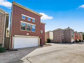 11511 Main Pine Drive, Houston TX 77025