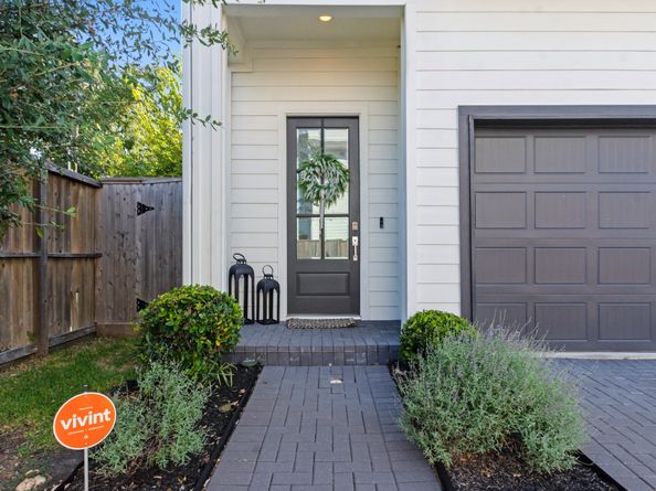 816 Sienna Palm Lane, Houston TX 77008