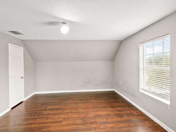 4819 Mallow Street, Houston TX 77033