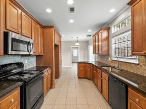 4819 Mallow Street, Houston TX 77033