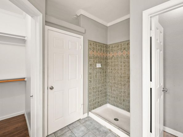 4819 Mallow Street, Houston TX 77033