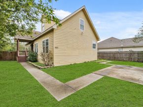 4819 Mallow Street, Houston TX 77033