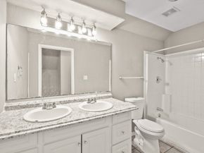 4819 Mallow Street, Houston TX 77033