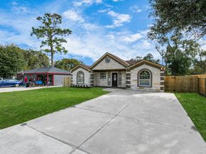 8214 Woodlyn Road, Houston TX 77028