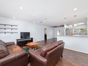 8625 Bob White Drive, Houston TX 77074