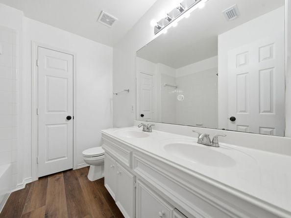 2906 Benne Court, Houston TX 77014