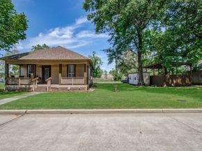 155 Davis Street, Humble TX 77338