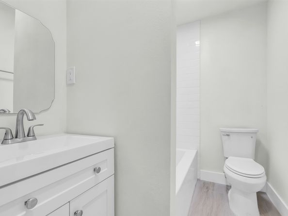 1602 Pine Oak Drive, Conroe TX 77304