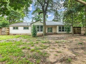 1602 Pine Oak Drive, Conroe TX 77304