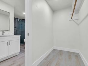 1602 Pine Oak Drive, Conroe TX 77304