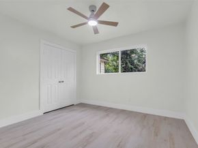 1602 Pine Oak Drive, Conroe TX 77304