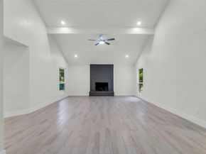 1602 Pine Oak Drive, Conroe TX 77304