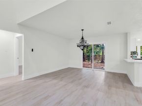 1602 Pine Oak Drive, Conroe TX 77304