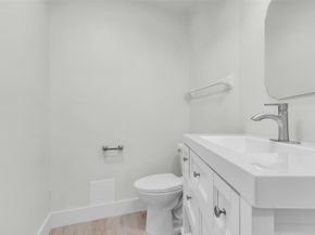 1602 Pine Oak Drive, Conroe TX 77304