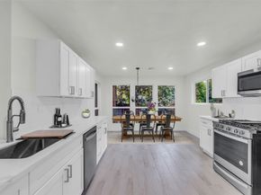 1602 Pine Oak Drive, Conroe TX 77304