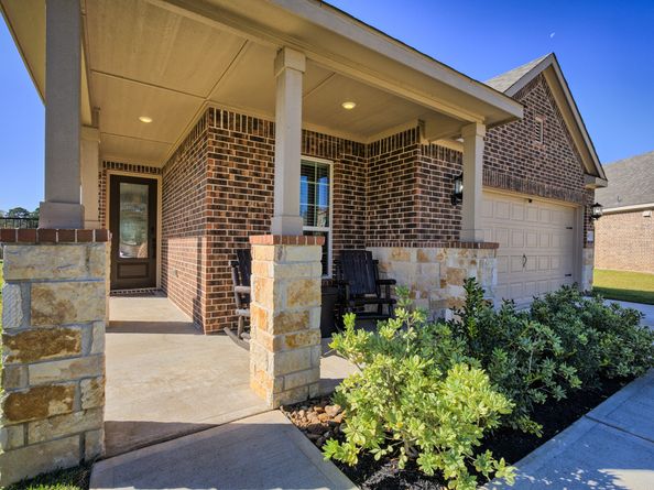 700 Fallen Hemlock Court, Conroe TX 77304