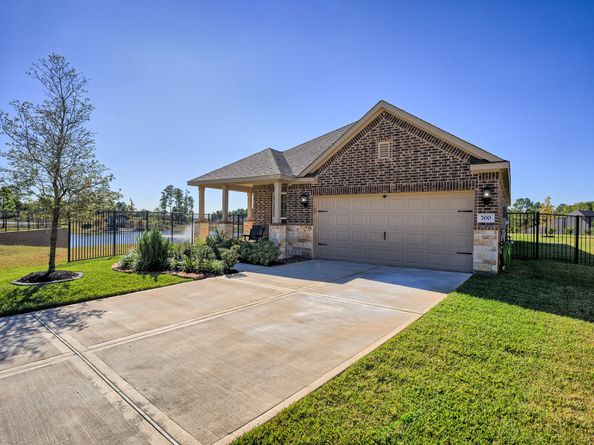 700 Fallen Hemlock Court, Conroe TX 77304