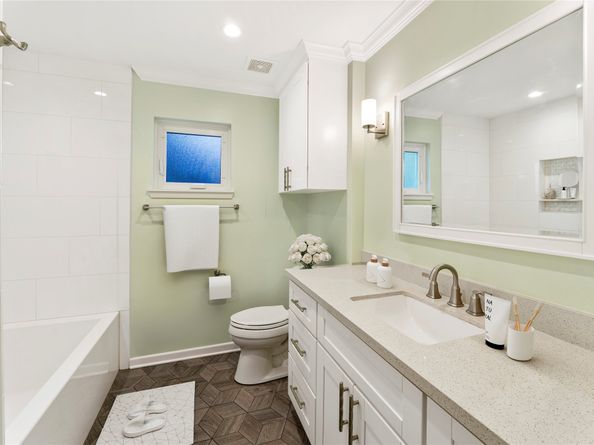 10134 Hanka Drive, Houston TX 77043