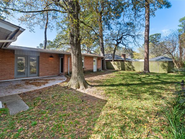 10134 Hanka Drive, Houston TX 77043