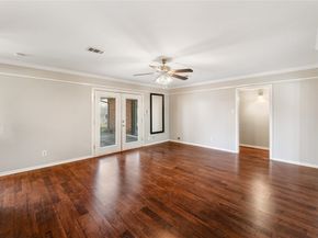 10134 Hanka Drive, Houston TX 77043