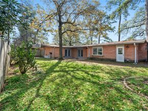 10134 Hanka Drive, Houston TX 77043