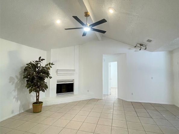 4718 Misty Shadows Drive, Houston TX 77041