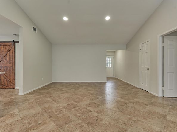 1 Fiddleleaf Court, The Woodlands TX 77381