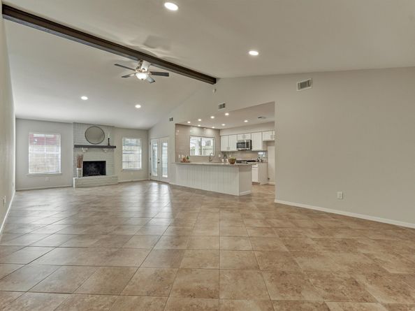 1 Fiddleleaf Court, The Woodlands TX 77381