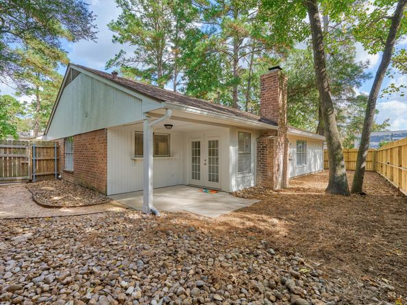 1 Fiddleleaf Court, The Woodlands TX 77381