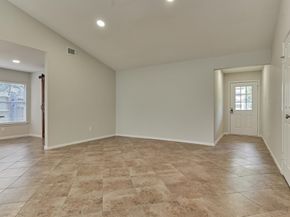 1 Fiddleleaf Court, The Woodlands TX 77381