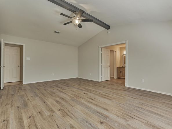 1 Fiddleleaf Court, The Woodlands TX 77381